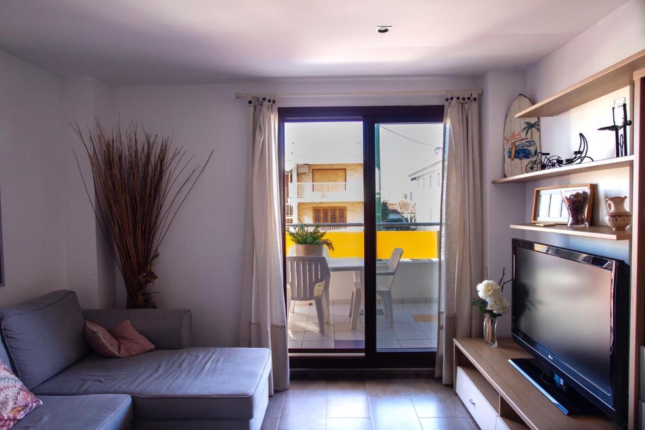 Apartamento A 50 Metros De La Playa, Luminoso Y Acogedor Oliva Eksteriør bilde